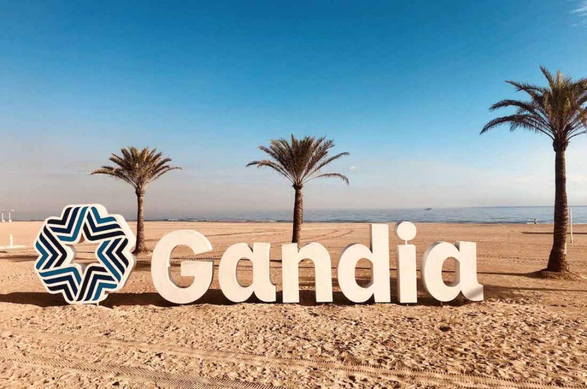 Apartamento Alejandro Gandia Playa Con Vistas Al Mar, Parking! Playa de Gandia Bagian luar foto